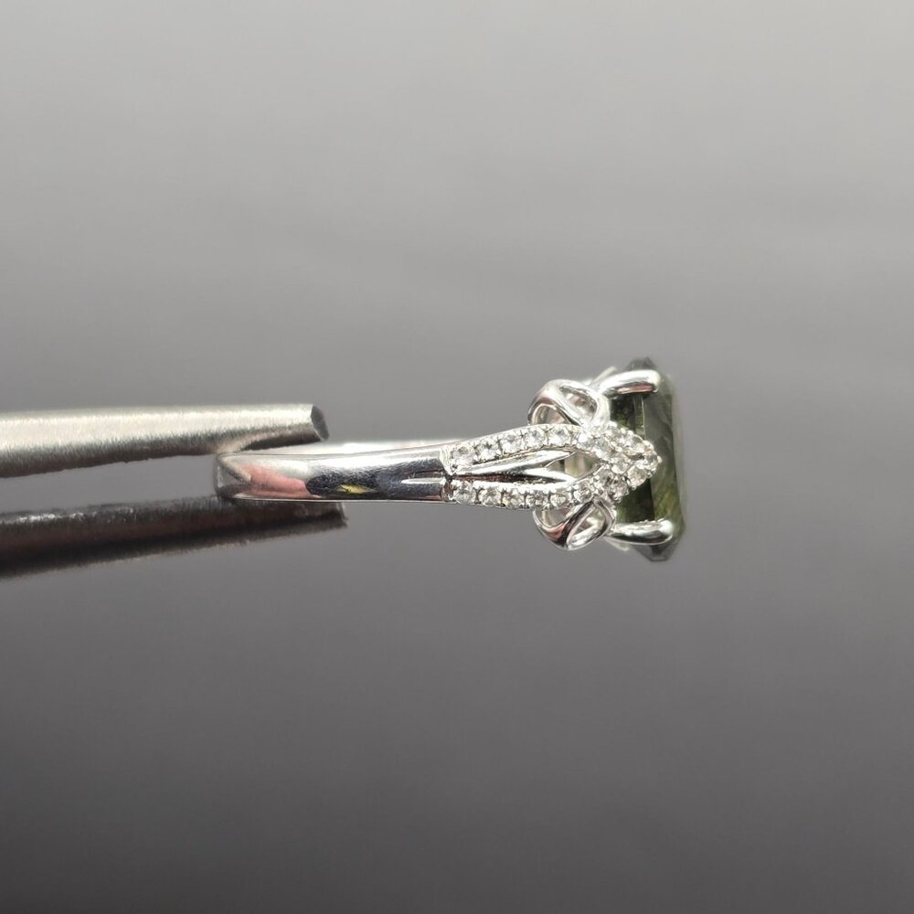 Sterling Silver Moldavite Statement Ring Size 5 Cathedral Setting Signed KYJ - Picture 4 of 15